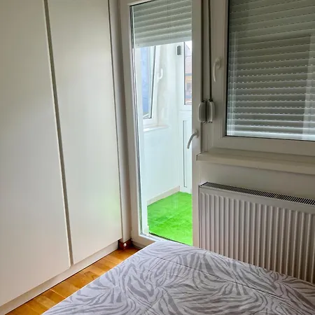 Apartment 23 Lux *